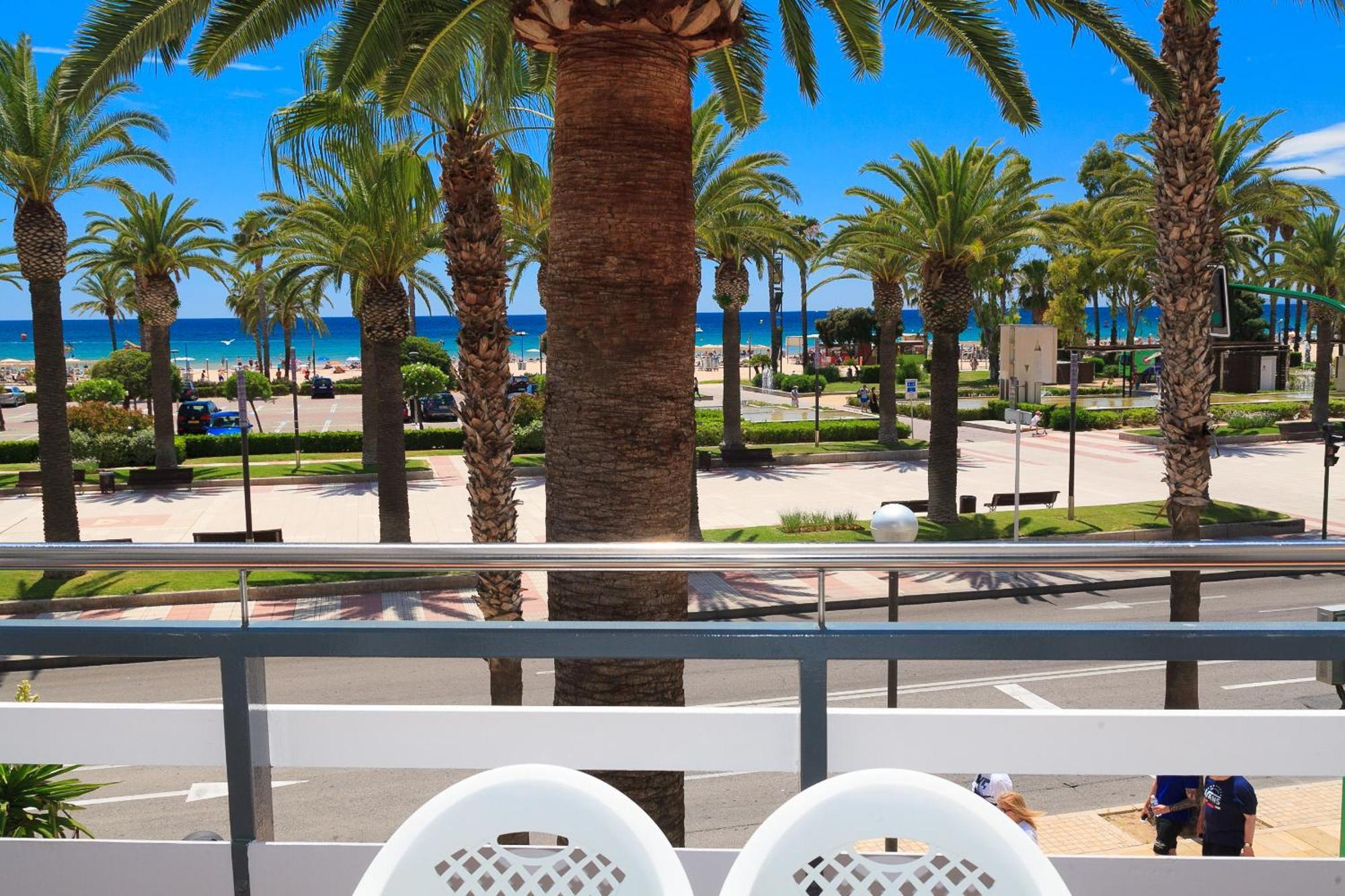 Uhc Rodas Apartments Salou Ruang foto